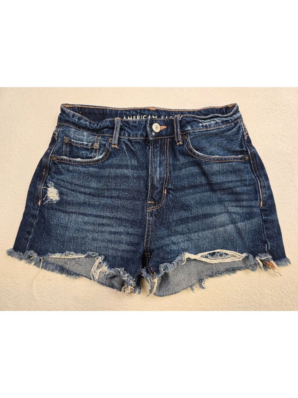 American Eagle Tomgirl Shorts Size 2 Distressed Denim Frayed Hem